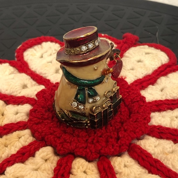 VTG Monet Enameled Hinged Snowman Trinket Box with Rhinestones Hanging Heart - Picture 4 of 11